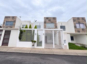 Casa de 3 habitaciones, Santiago Tulantepec de Lugo Guerrero · Casa Bosques de San Francisco