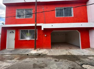 Casa · 4 Recámaras · 1 Estacionamiento · Casa en Fracc. Privada Gobernadores