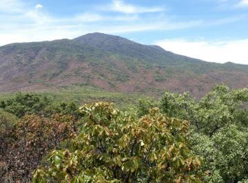 Terreno / Lote , Teuchitlán · Excelente Terreno en Venta en Reserva Los Encinos, Teuchitlán (2,260 M²)
