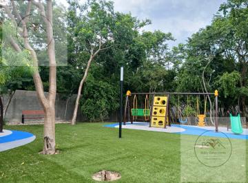 Terreno / Lote · 224m² · Venta de Terreno Residencial en Cholul, Padel y Alberca