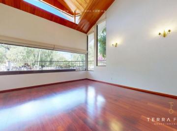 Casa de 4 habitaciones, Querétaro · Casa en Venta en Carretas, Querétaro