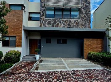 Casa en condominio de 3 habitaciones, Querétaro · Altozano Qro. Renta Amplia Casa Amueblada y Equipada