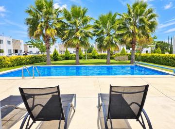 Casa en condominio · 90m² · 3 Recámaras · 1 Estacionamiento · Casa en Condominio en Venta en Tres Cantos