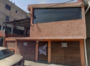 Casa de 3 habitaciones, Tlalpan · Casa en Venta en Santa Úrsula Xitla, Tlalpan.