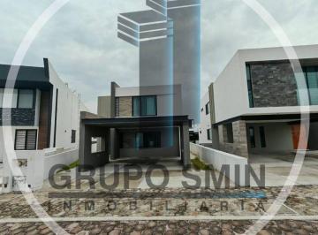 Casa de 4 habitaciones, San Juan del Río · Casa en Renta en Residencial El Sabino San Juan del Rio