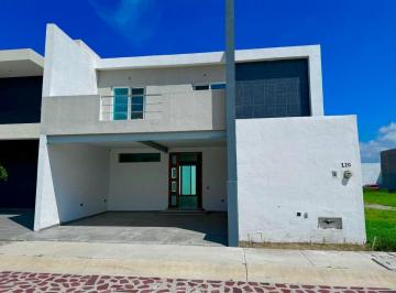 Casa de 3 habitaciones, Aguascalientes · Casas en Venta en Aguascalientes Norte en Viña Antigua Residencial Excelentes Espacios