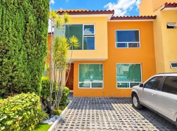 Casa en condominio · 197m² · 3 Recámaras · 2 Estacionamientos · Casa en Condominio en Venta en Juriquilla