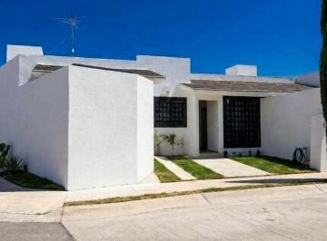 Casa de 3 habitaciones, Jesús María · Casas en Venta en Aguascalientes Norte en Stacia de un Piso en Esquina Muy Comoda