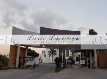 Casa en condominio de 4 habitaciones, Tlajomulco de Zúñiga · Casa Escriturada en Fraccionamiento Villas de San Martin Santa Lucia Tlajomulco de Zuñiga Jalisco