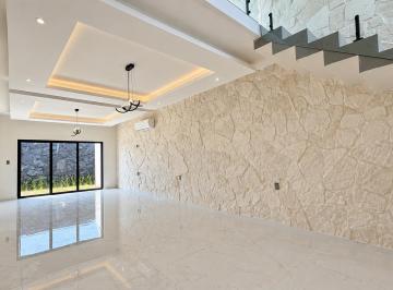 Casa · 310m² · 3 Recámaras · 2 Estacionamientos · Casa en Venta Fracc. Las Palmas Green, Medellín, Veracruz