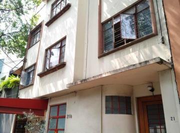 Local comercial en Renta de 1 habitación Condesa · Espacio Comercial en Renta en Condesa | 52 m², Baño y Bodega