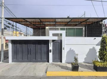 Casa de 3 habitaciones, Tlalnepantla de Baz · Casa con 3 Recámaras en Venta en Jardines de Santa Mónica