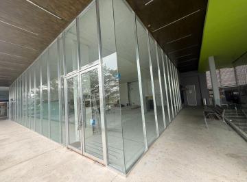 Local comercial , Mérida · Renta de Amplio Local (Planta Alta) en Plaza Akropolis, en Las Americas.