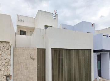Casa de 3 habitaciones, Mérida · Hermosa Propiedad en Excelente Precio, Ideal Para Invertir en Tu Futuro y La de Tu Familia