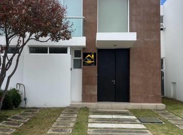 Casa de 2 habitaciones, San Andrés Cholula · ¡Vive en Lomas de Angelòpolis! Casa en Venta Cerca de Barrio Cascatta Ubicaciòn y Plusvalia