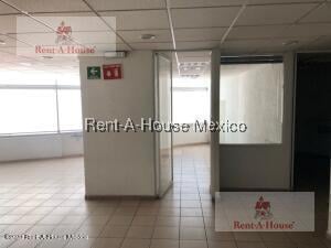 Local comercial · 470m² · 5 Estacionamientos · Local Comercial en Renta en Coyoacan, Los Girasoles Am. 26 - 2373