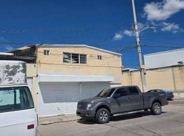 Local comercial , Aguascalientes · Bodega con Local Comercial Sobre Av