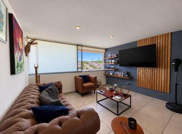 Departamento de 2 habitaciones, El Marqués · Penthouse en Venta en Zona El Mirador | 2 Recamaras y Alberca