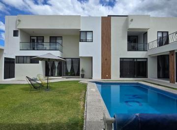 Casa de 4 habitaciones, Atlixco · Casa en Venta con Alberca en La Entrada de Atlixco Puebla Cerca de La Nissan Hotel La Aldea