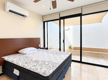 Bright Modern Bedroom with Patio View.png · Departamento en Renta en Montes de Ame