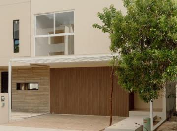 Casa · 212m² · 4 Recámaras · Casa en Venta en Residencial Arbolada 3 Niveles