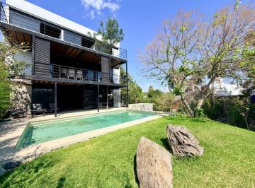 Casa de 4 habitaciones, Temixco · Casa de 760 m² de Terreno con 4 Recámaras en Venta en Fraccionamiento Burgos, Cuernavaca, Morelos