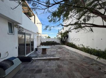 Departamento de 2 habitaciones, Corregidora · Venta Departamento en Planta Baja con Terreno Excedente, Punta Esmeralda Corregidora