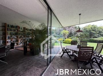 Casa · 630m² · 3 Recámaras · 4 Estacionamientos · Casa en Bosques de Las Lomas