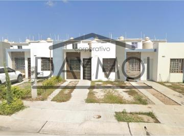 Casa de 2 habitaciones, Culiacán · Casa en Colinas de La Luna 4897, 80029 Culiacán Rosales, Sin.