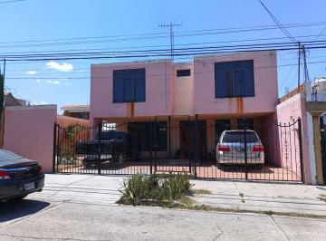 Casa de 4 habitaciones, Aguascalientes · Casa de 4 Recámaras en Venta en Fraccionamiento Jardines de Lindavista