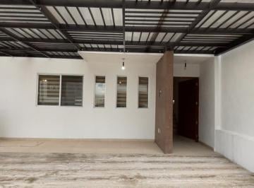 Casa · 3 Recámaras · 2 Estacionamientos · Casa en Venta y Renta Residencial Campo Azul San Luis Potosi