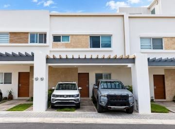 ef977408a091b72bff16777104e76e33c13c8b150210fb103148452d90a27091 · Oportunidad Casa en Venta en El Mirador | Cotto Novo
