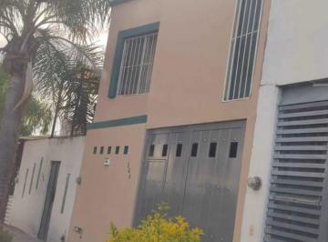 Casa de 3 habitaciones, Aguascalientes · Mch - Renta Casa Norte, Montebello de La Stanza.