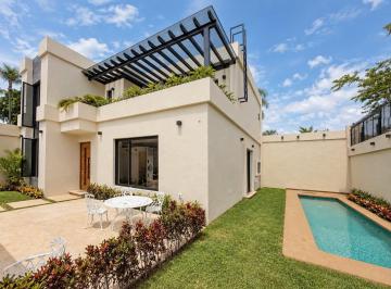 Casa · 240m² · 3 Recámaras · 2 Estacionamientos · Casa Nueva en Venta en Cuernava, Col. Delicias Zona Dorada, en Condominio con Vigilancia