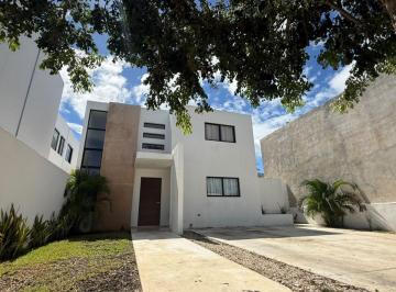 Casa en condominio de 3 habitaciones, Conkal · Casa con Paneles Solares en Renta en Merida Yucatan en Tamora