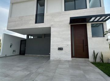 Casa · 213m² · 3 Recámaras · Casa en Venta en Valles del Molino B