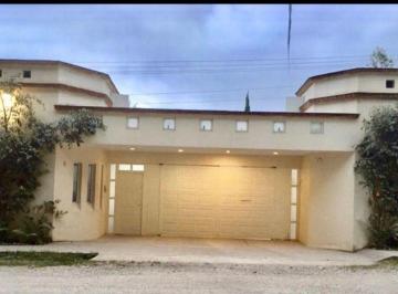 Casa de 3 habitaciones, Coatepec · Casa de 2500 m² de Terreno con 3 Recámaras en Venta en Arboledas San Pedro