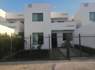 Casa de 3 habitaciones, Mérida · Casa en Renta en El Norte de Mérida, Dentro de Las Américas! Excelente Ubicación