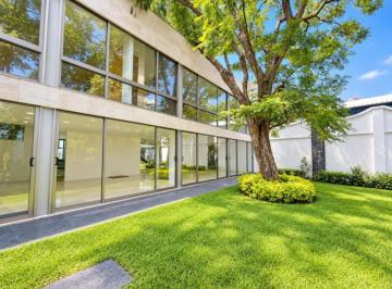 1 · Casa en Venta en Col. Florida