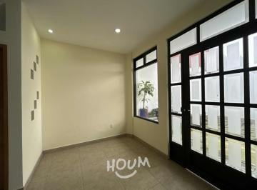 Casa · 300m² · 2 Recámaras · 2 Estacionamientos · Casa en Villa Quietud con 2 Recámaras, Id:.