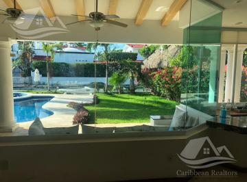 Casa · 480m² · 3 Recámaras · Casa en Venta en Isla Dorada Cancun