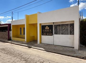 Casa · 1 Recámara · 2 Estacionamientos · Se Vende Casa en Excelente Ubicación en Polvorín, Campeche