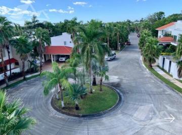 Casa · 800m² · 5 Recámaras · Casa en Venta en Villa Magna Cancun
