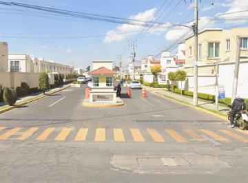 Casa en condominio de 4 habitaciones, Toluca · - Remate Bancario - Casa en Barrio Tlacopa, Toluca, Edo. de Mex.