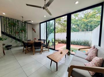 Casa en condominio de 3 habitaciones, Mérida · Casa en Venta en Merida Yucatan Chuburna Santorini
