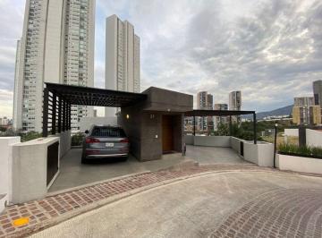 Casa de 4 habitaciones, Huixquilucan · Venta Casa Bosque Real