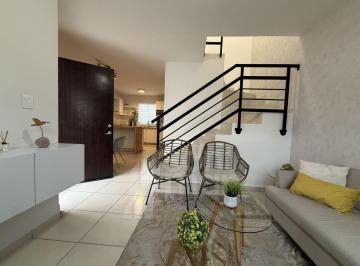 Casa de 3 habitaciones, Saltillo · Casa Amueblada y Equipada Al Oriente en Venta