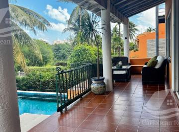 Casa · 731m² · 4 Recámaras · 7 Estacionamientos · Casa en Venta en Laguna del Mar Cancun