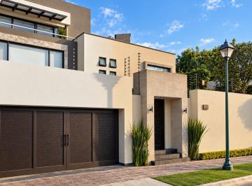 Casa de 5 habitaciones, Huixquilucan · Venta de Casa en La Colonia La Herradura en Naucalpan de Juarez en El Estado de Mexico