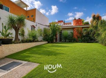 Casa · 480m² · 5 Recámaras · 7 Estacionamientos · Casa en Lomas Quebradas con 5 Recámaras, Id:.